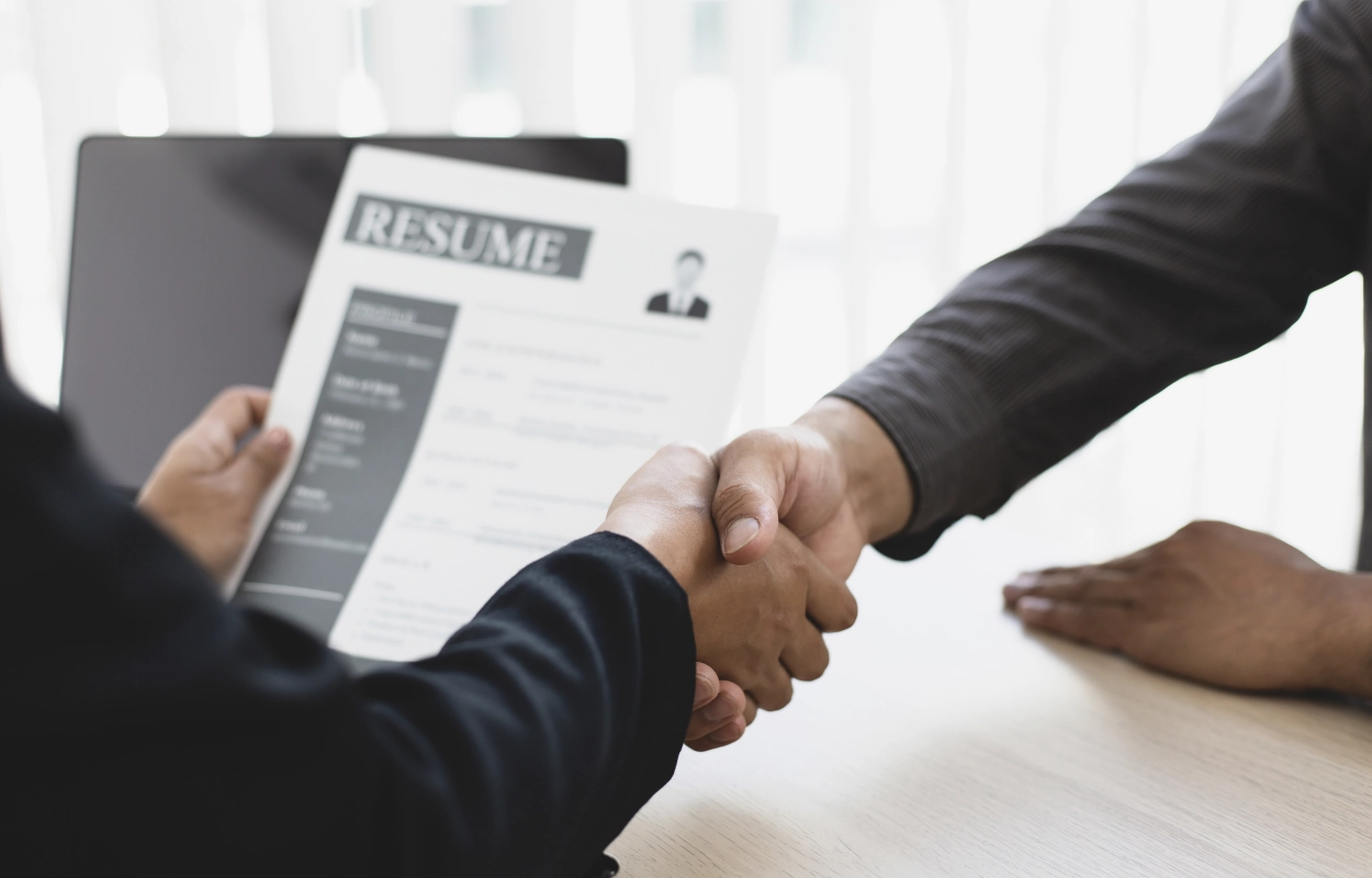 Navigating the Skies of Cross-Border Employment: Aeroates Clears the Turbulence